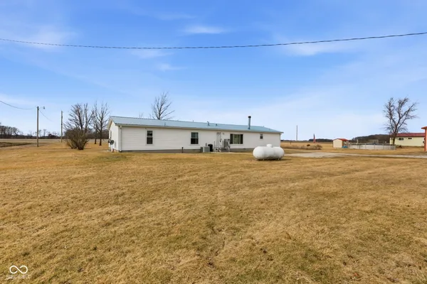 $230,000 | 65 South 1100 West, Jamestown, IN 46147