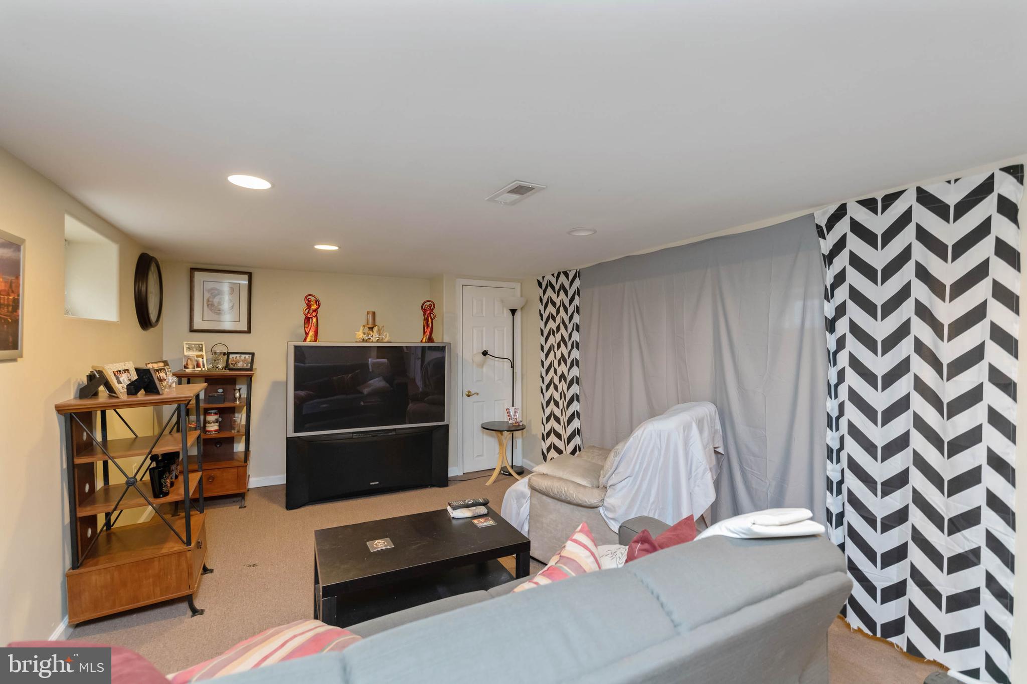 2513 Wentworth Road Baltimore, MD 21234 - Photo 29 of 34 Gallery Image 29