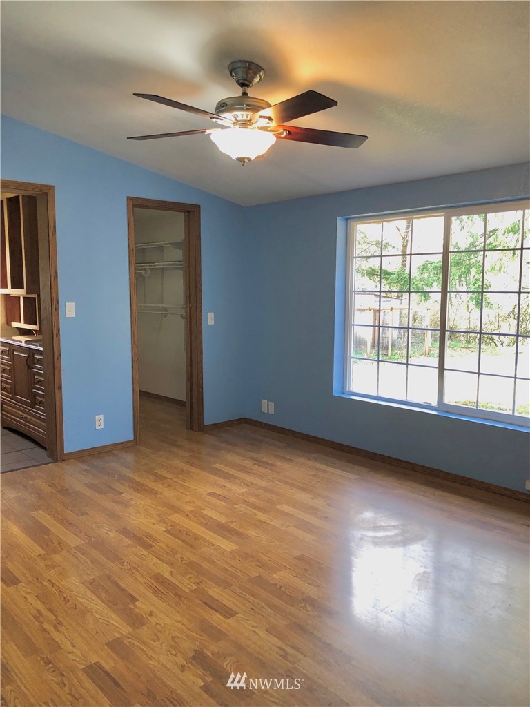 17848 Scatter Lane Southwest Rochester, WA 98579 - Photo 6 of 19