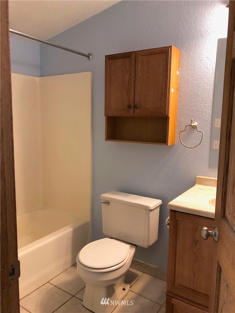 17848 Scatter Lane Southwest Rochester, WA 98579 - Photo 10 of 19