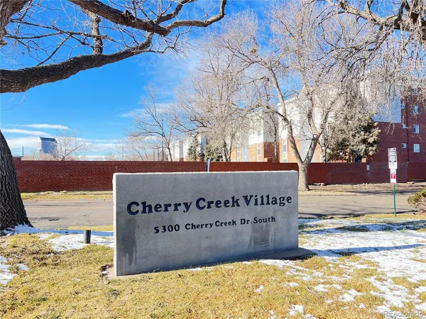 $1,295 | 5300 Cherry Creek S Drive, Unit 23, Denver, CO 80246