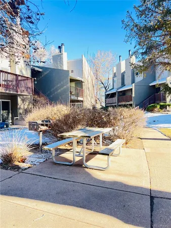 $1,295 | 5300 Cherry Creek S Drive, Unit 23, Denver, CO 80246