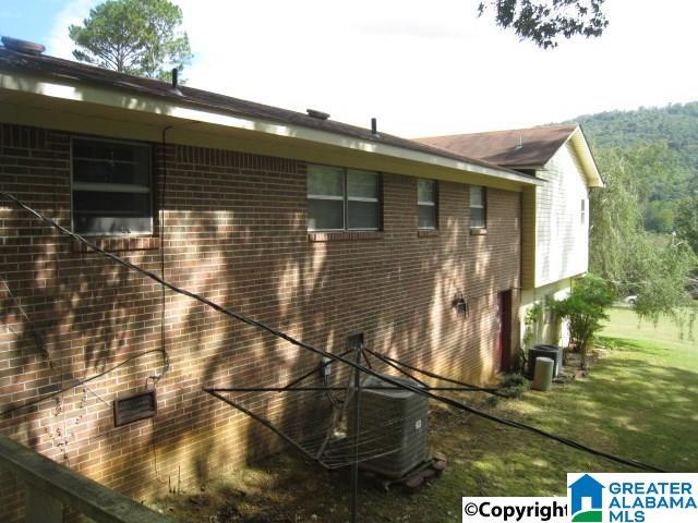 208 38th Street Southwest Fort Payne, AL 35967 - Photo 18 of 26
