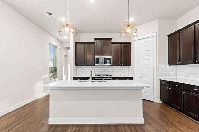 $2,900 | 5323 Wyatt James Lane, Fulshear, TX 77423