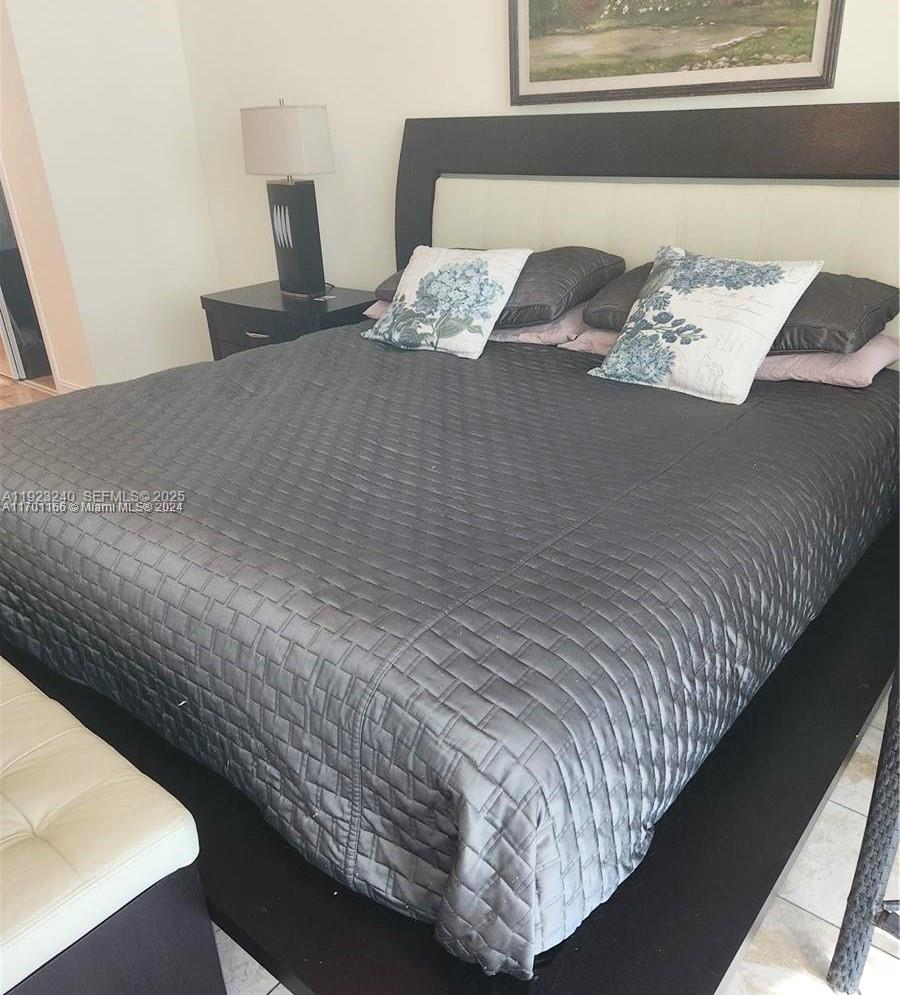 18101 Collins Avenue, Unit 1608 Sunny Isles Beach, FL 33160 - Photo 10 of 27