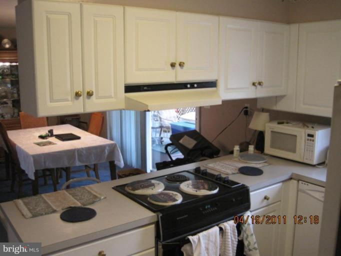 809 Bradley Road Joppa, MD 21085 - Photo 12 of 16 Kitchen #2