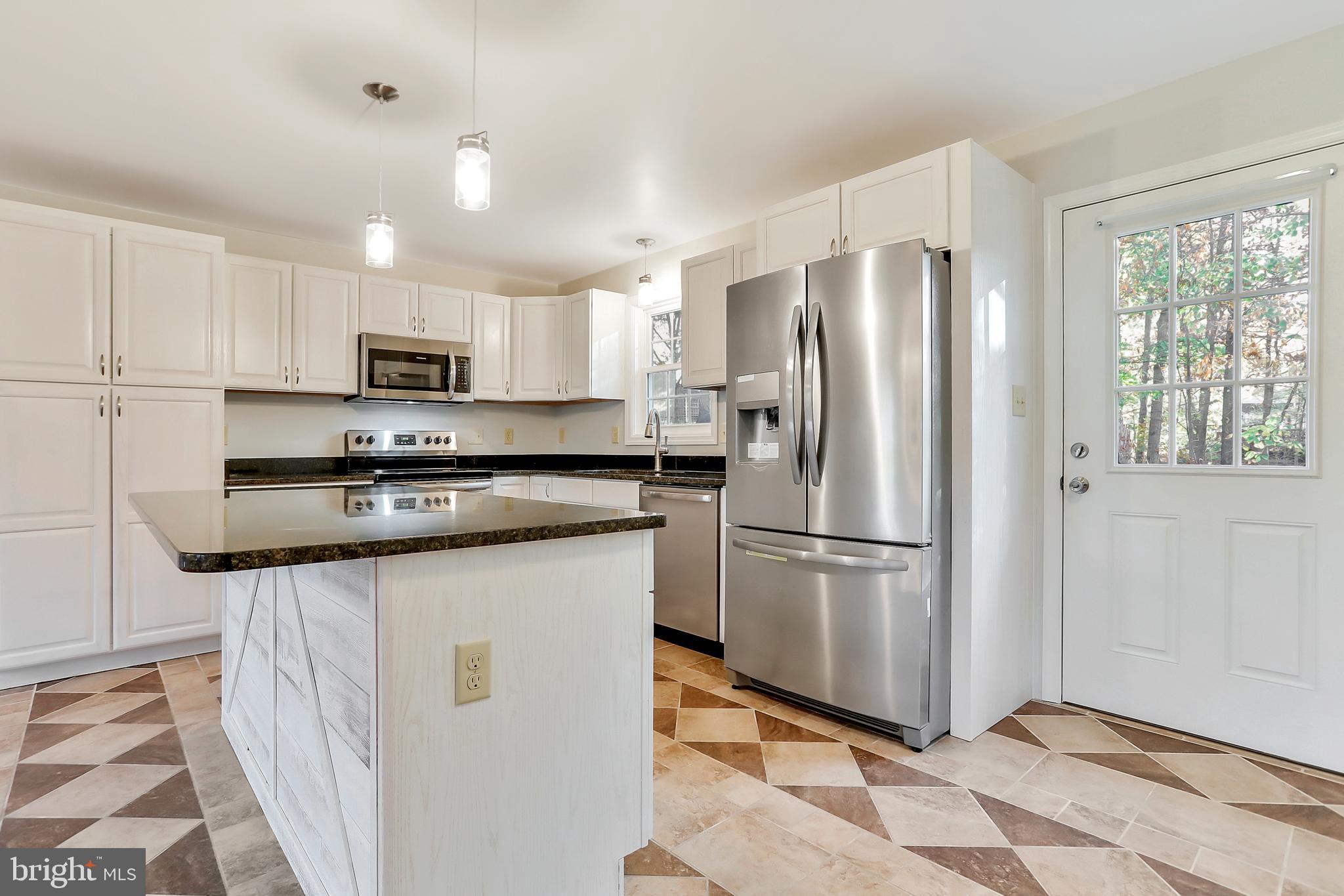 13127 Kaiser Ridge Road Hagerstown, MD 21740 - Photo 9 of 50 Gallery Image 9