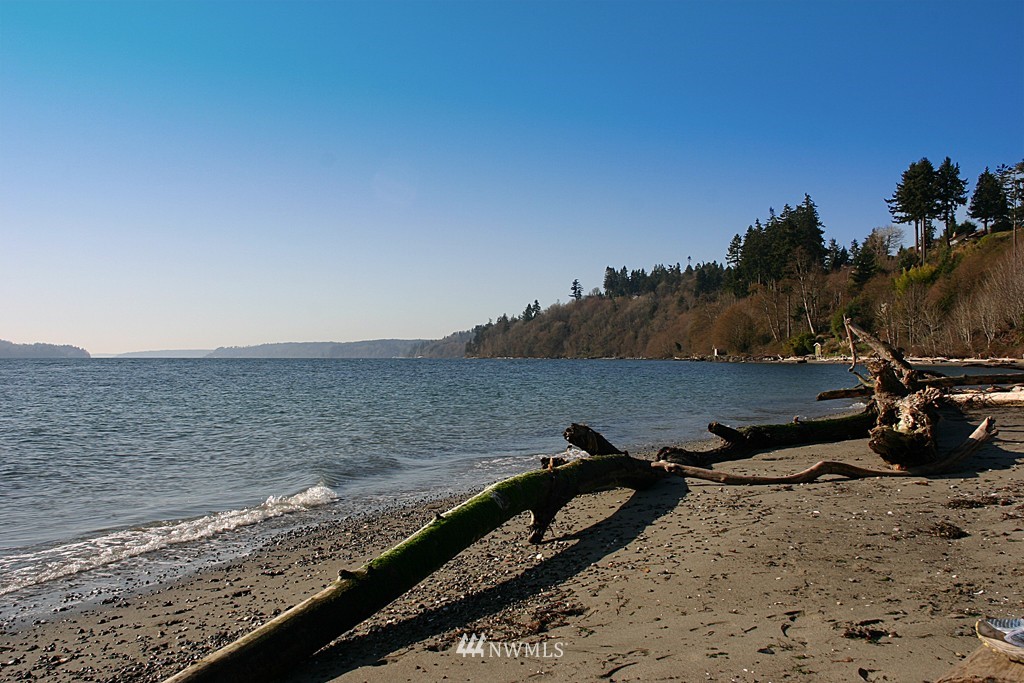 4110 Ridgecrest Way Southeast Port Orchard, WA 98366 - Photo 4 of 5 Gallery Image 4