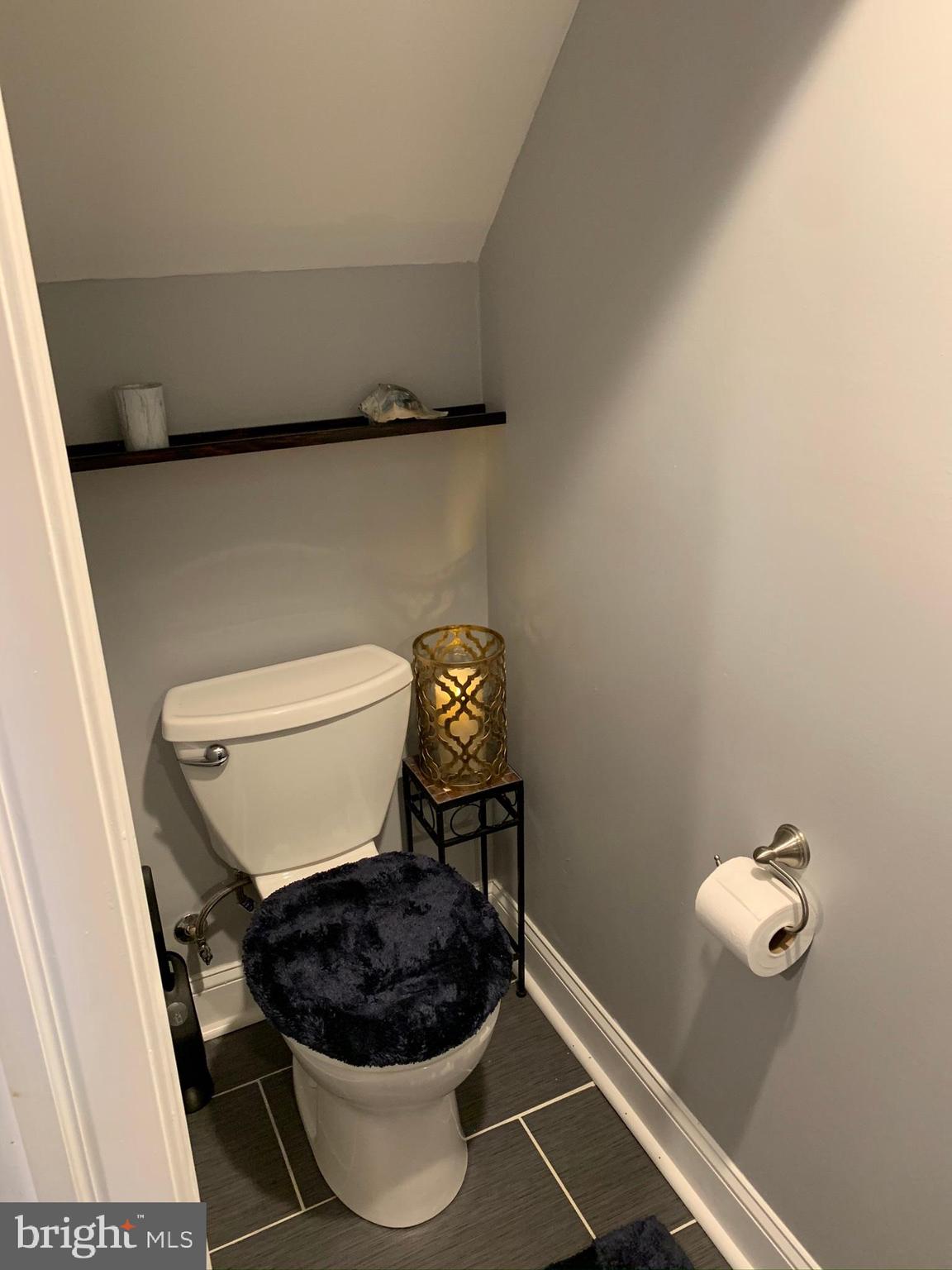 4049 Lasher Road Drexel Hill, PA 19026 - Photo 27 of 32 Half Bath