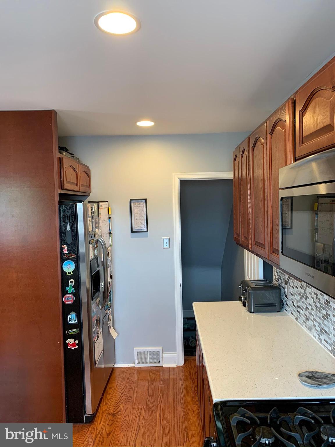 4049 Lasher Road Drexel Hill, PA 19026 - Photo 10 of 32 Kitchen