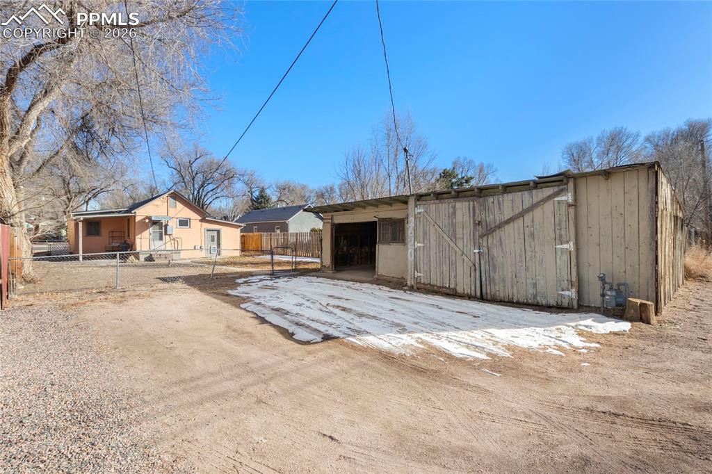 2620 Main Street Colorado Springs, CO 80907 - Photo 22 of 28 a view of a backyard
