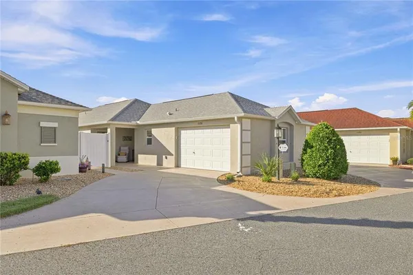 $420,000 | 1186 Trappers Court, The Villages, FL 32163