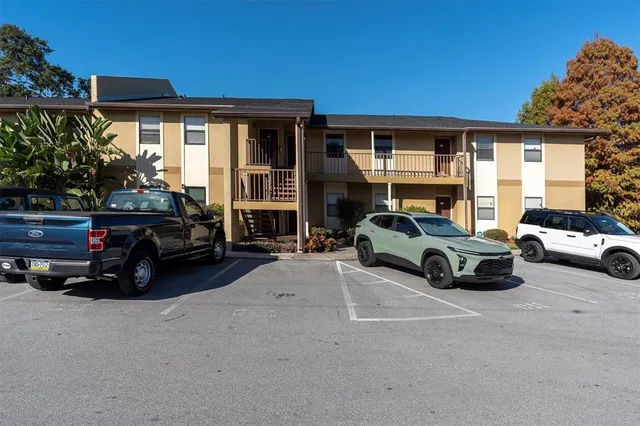 $165,000 | 10167 Sailwinds Boulevard North, Unit D206, Largo, FL 33773