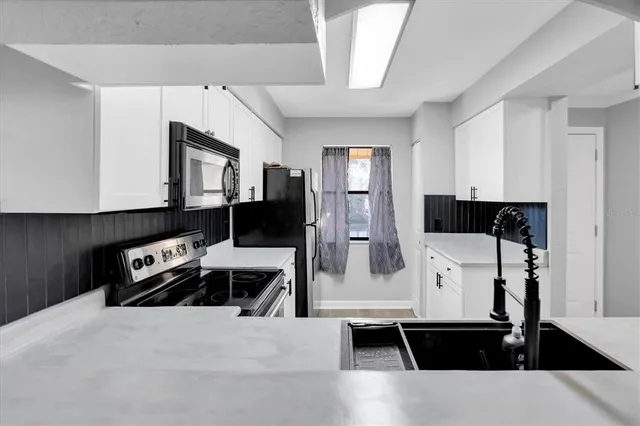 $165,000 | 10167 Sailwinds Boulevard North, Unit D206, Largo, FL 33773