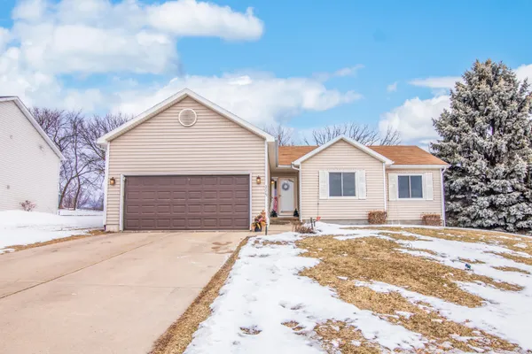 $325,000 | 225 Anna Street, Waterloo, WI 53594