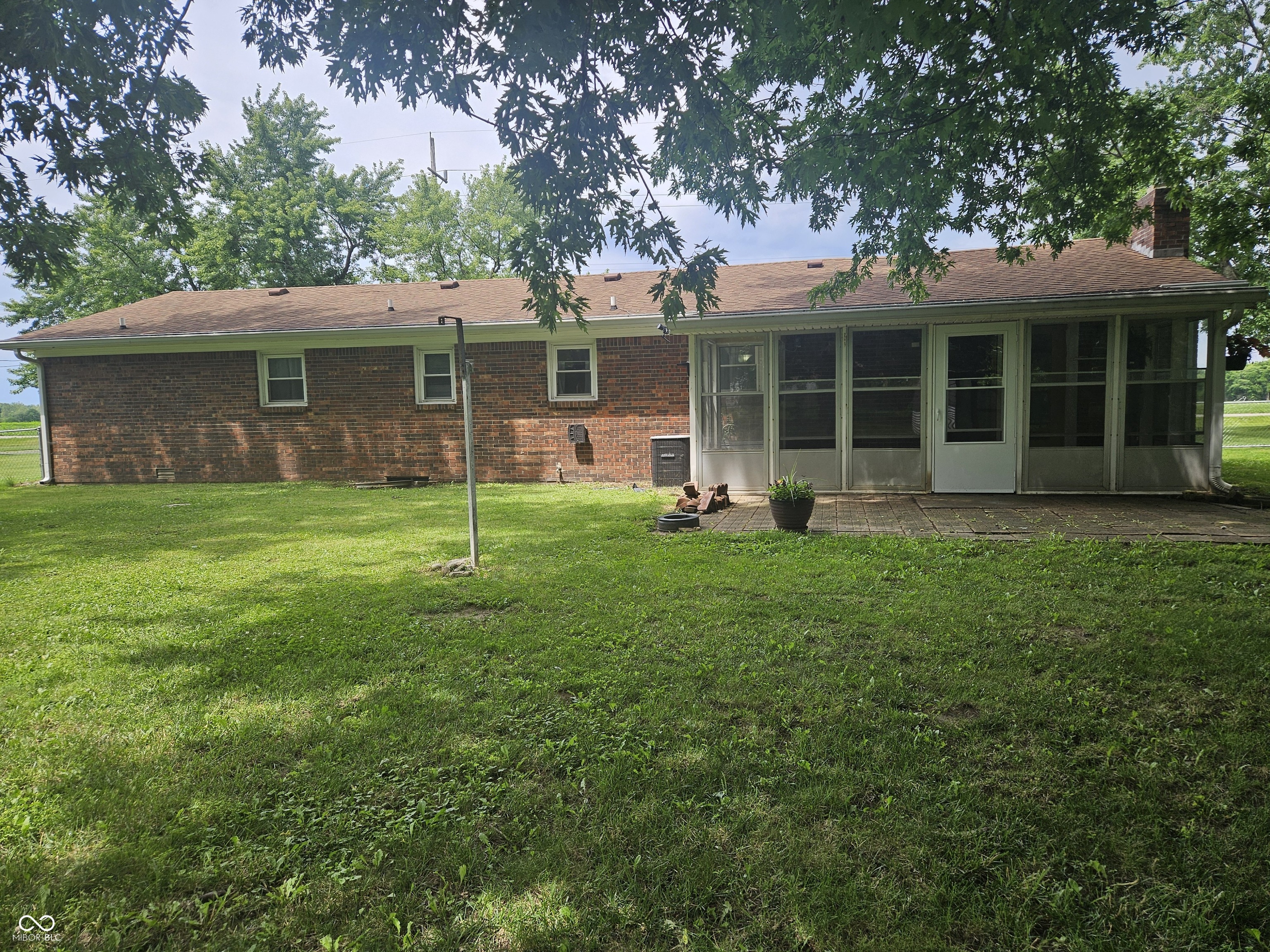 1402 South Thompson Road Shelbyville, IN 46176 - Photo 5 of 7