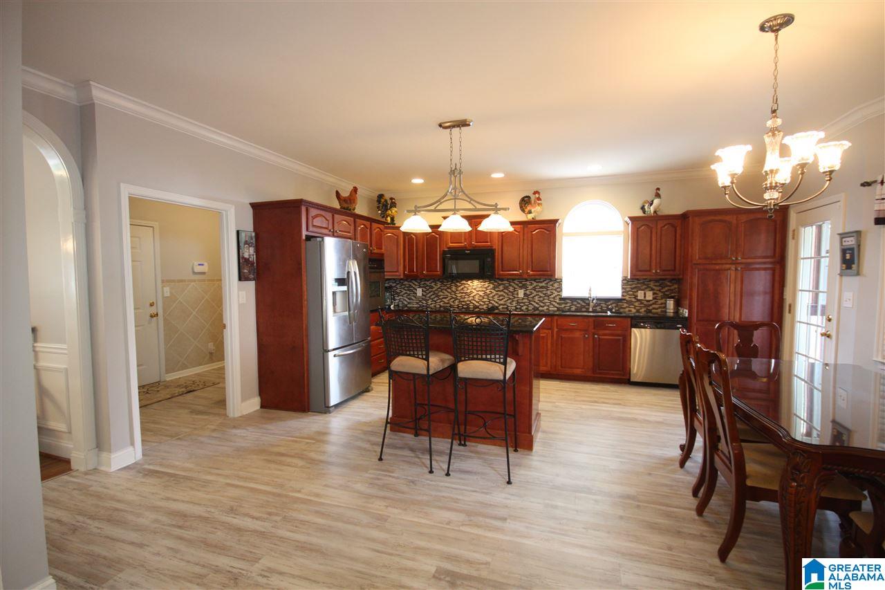 3859 South Shades Crest Road Birmingham, AL 35244 - Photo 4 of 45