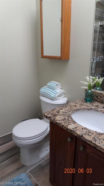 1675 Huntington Park, Unit E Rochester Hills, MI 48309 - Photo 32 of 33