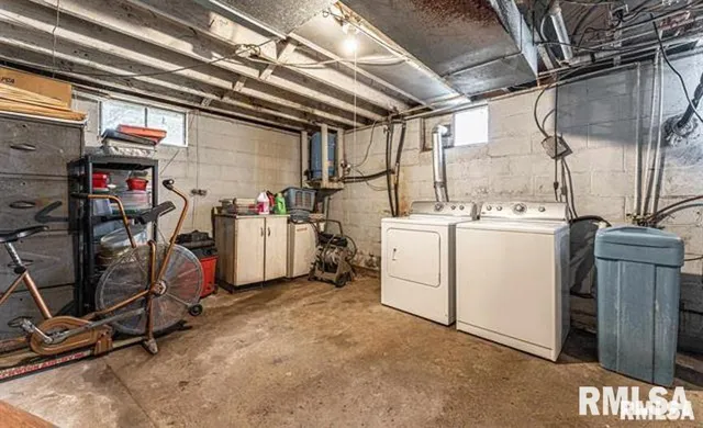 $535,000 | 2322 County Road 2000 North, Beason, IL 62512