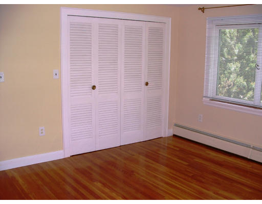 40 Old Post Road Walpole, MA 02032 - Photo 22 of 30 wooden floor in an empty room