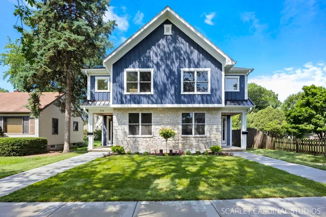 $1,225,000 | 717 North Brainard Street, Naperville, IL 60563