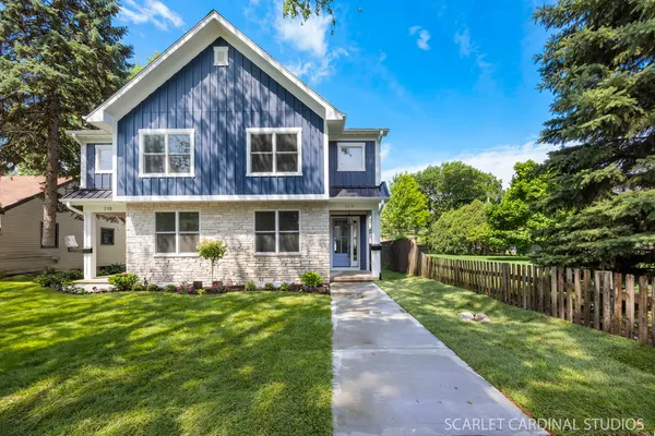 $1,225,000 | 717 North Brainard Street, Naperville, IL 60563
