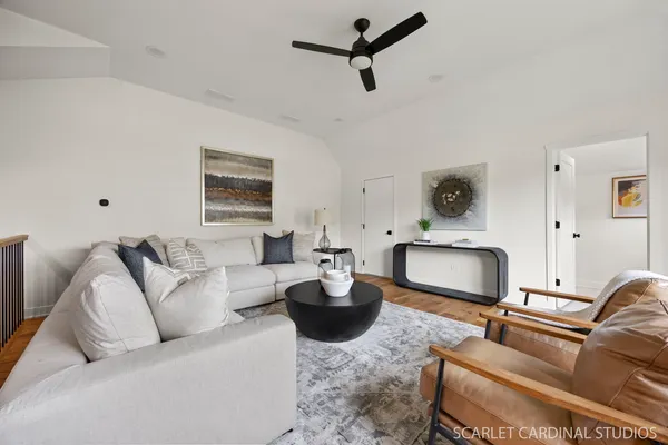 $1,225,000 | 717 North Brainard Street, Naperville, IL 60563