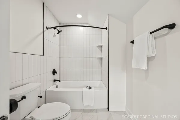 $1,225,000 | 717 North Brainard Street, Naperville, IL 60563