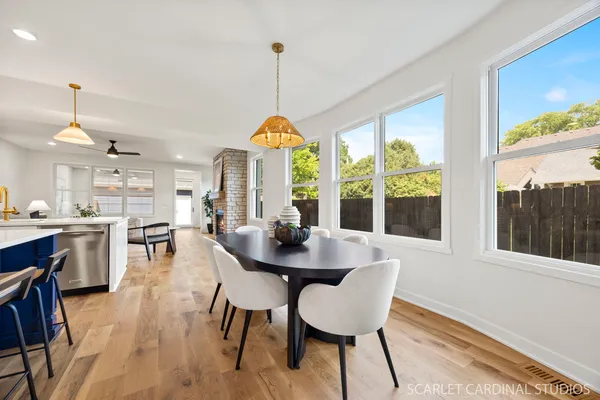 $1,225,000 | 717 North Brainard Street, Naperville, IL 60563