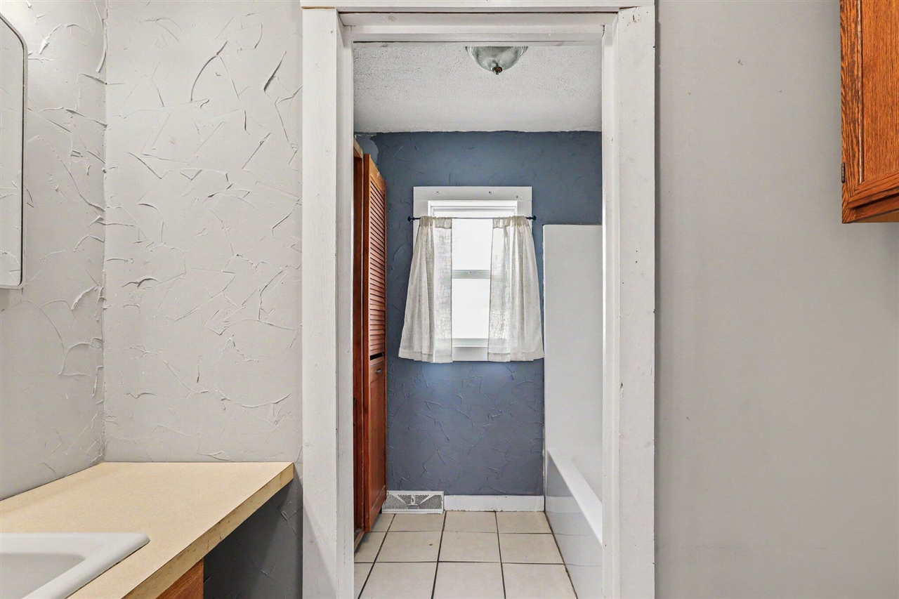 21082 Elm Street Reed City, MI 49677 - Photo 9 of 29