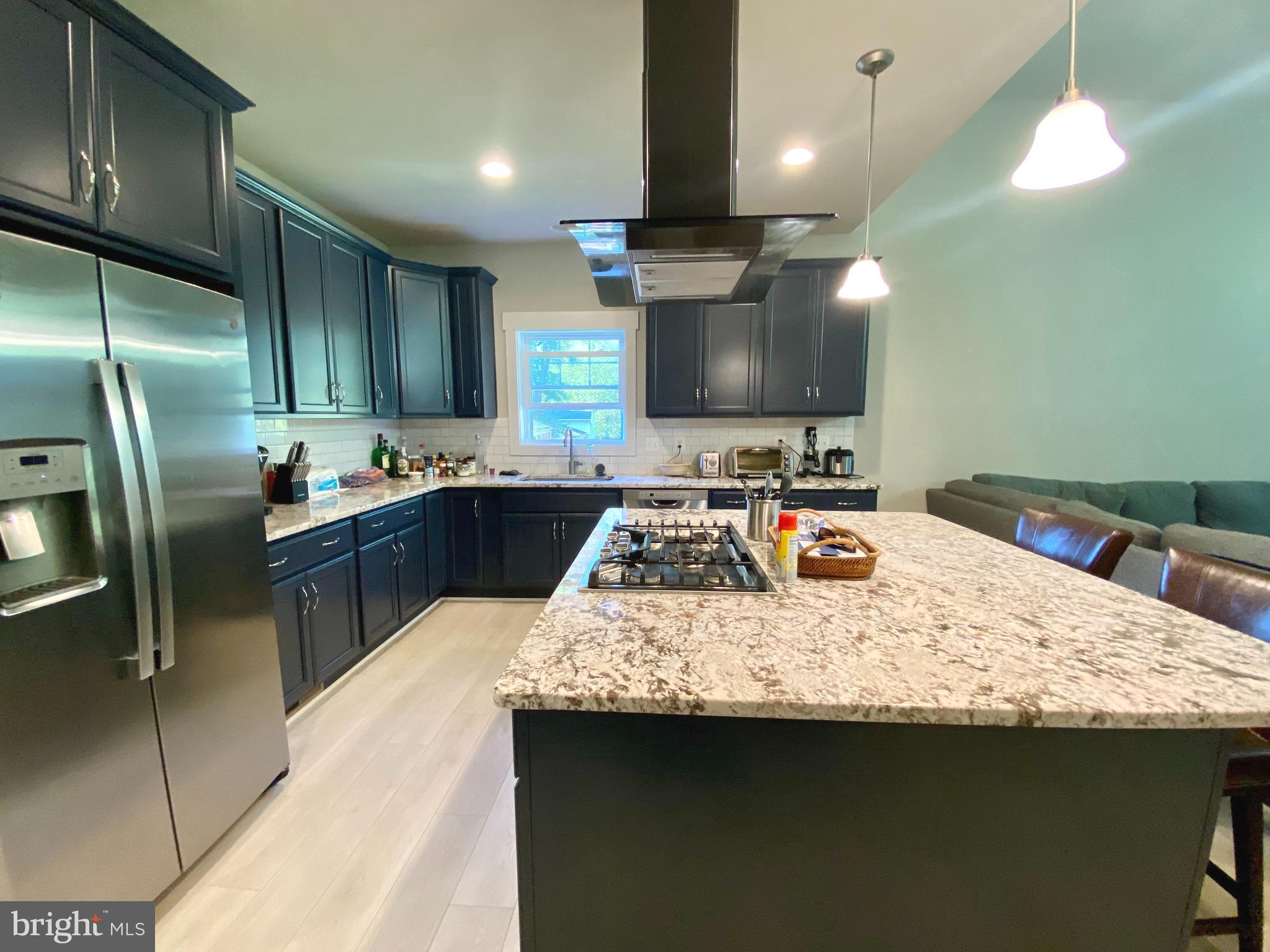 3607 Rose Lane Annandale, VA 22003 - Photo 4 of 24