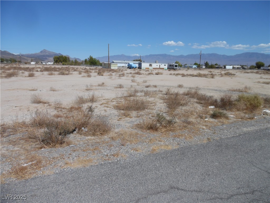 4480 Retread Road Pahrump, NV 89048 - Photo 2 of 6 View of mountain background