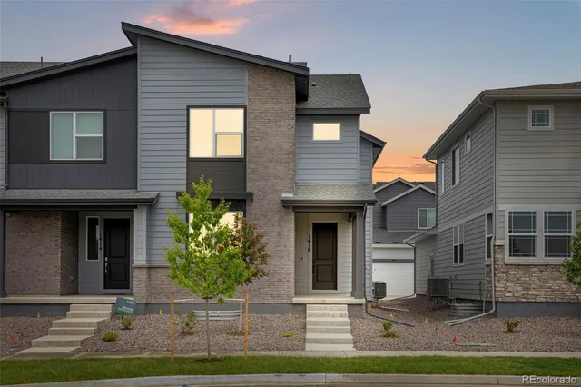 $574,900 | 1418 Hudson Place, Longmont, CO 80501
