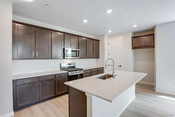 $574,900 | 1418 Hudson Place, Longmont, CO 80501