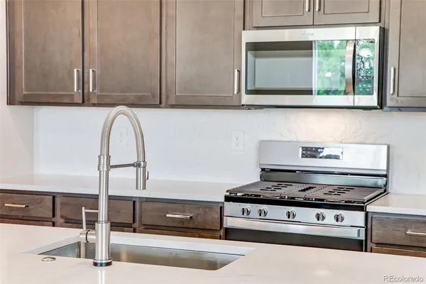 $574,900 | 1418 Hudson Place, Longmont, CO 80501