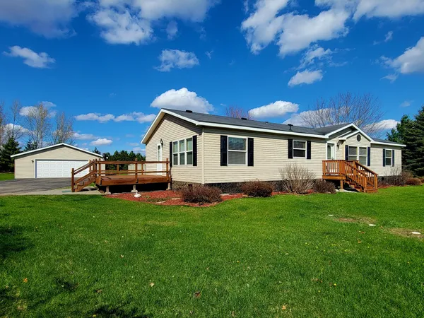 $274,900 | 43295 Round Lake Drive, Ottertail, MN 56571