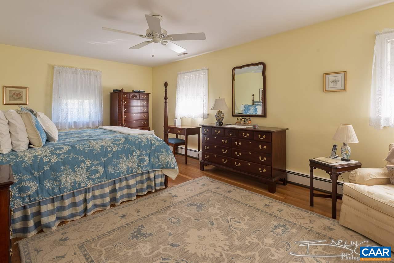2125 Devonshire Road Charlottesville, VA 22901 - Photo 13 of 24 Gallery Image 13
