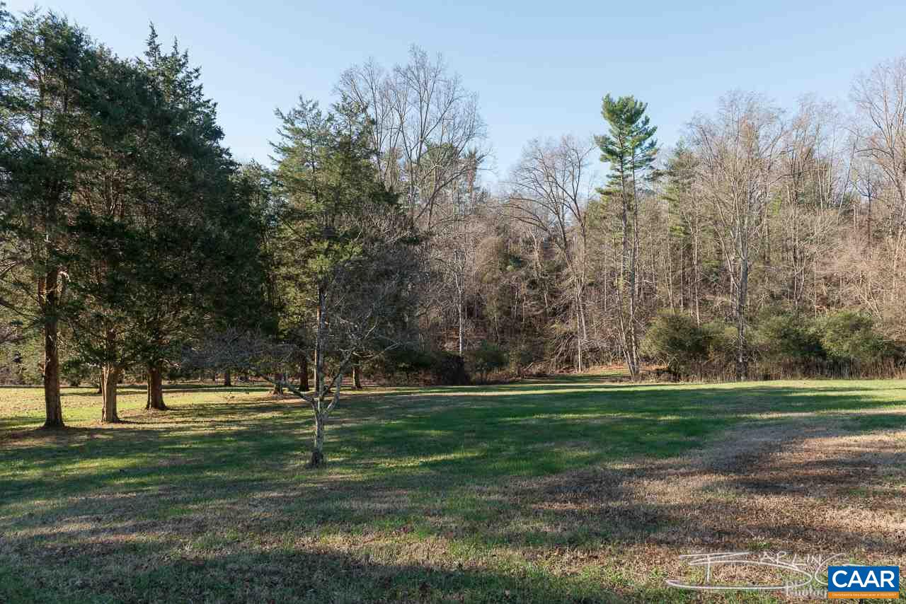 2125 Devonshire Road Charlottesville, VA 22901 - Photo 3 of 24 Gallery Image 3