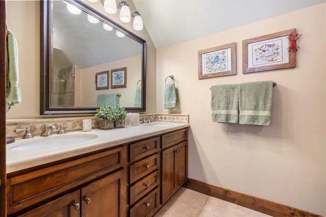 $1,600,000 | 12442 Villa Court, Truckee, CA 96161