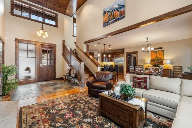 $1,600,000 | 12442 Villa Court, Truckee, CA 96161