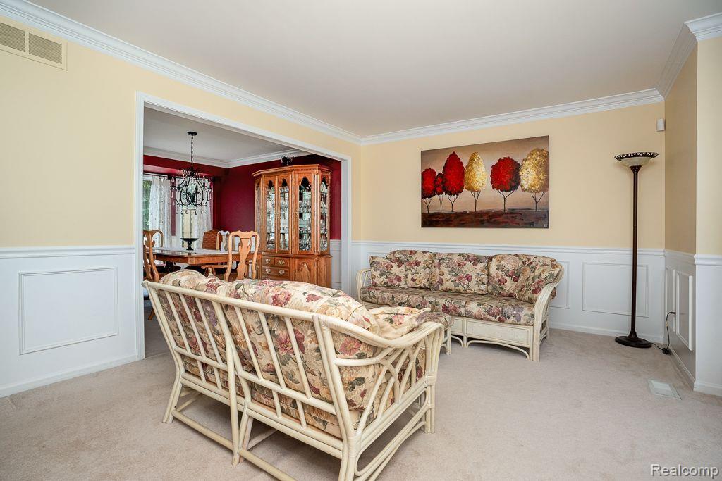 2072 Ridgefield Court Rochester Hills, MI 48306 - Photo 15 of 41