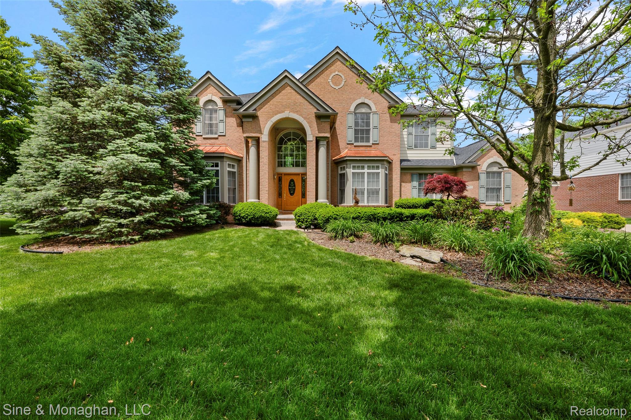 Great curb appeal 