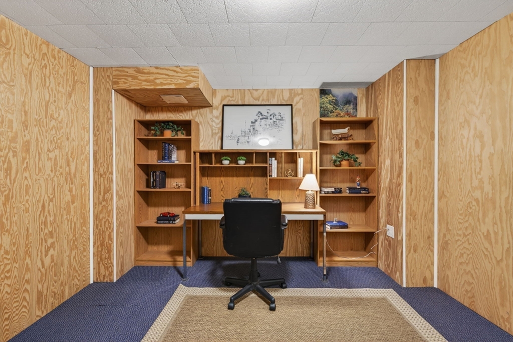 2 Stouffer Circle Andover, MA 01810 - Photo 35 of 41