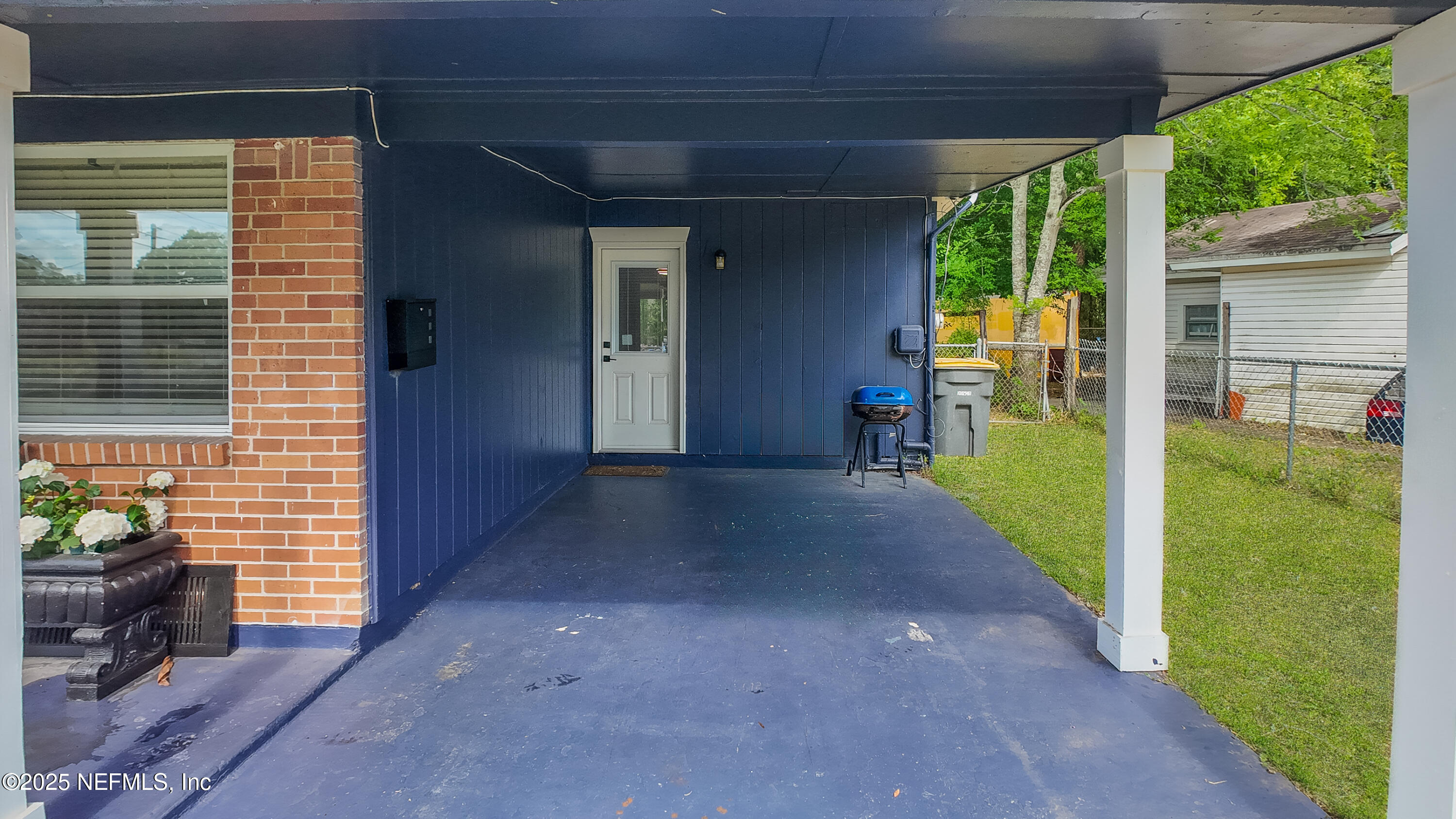 3165 Victoria Park Road Jacksonville, FL 32216 - Photo 18 of 22 a view of an entryway of the house