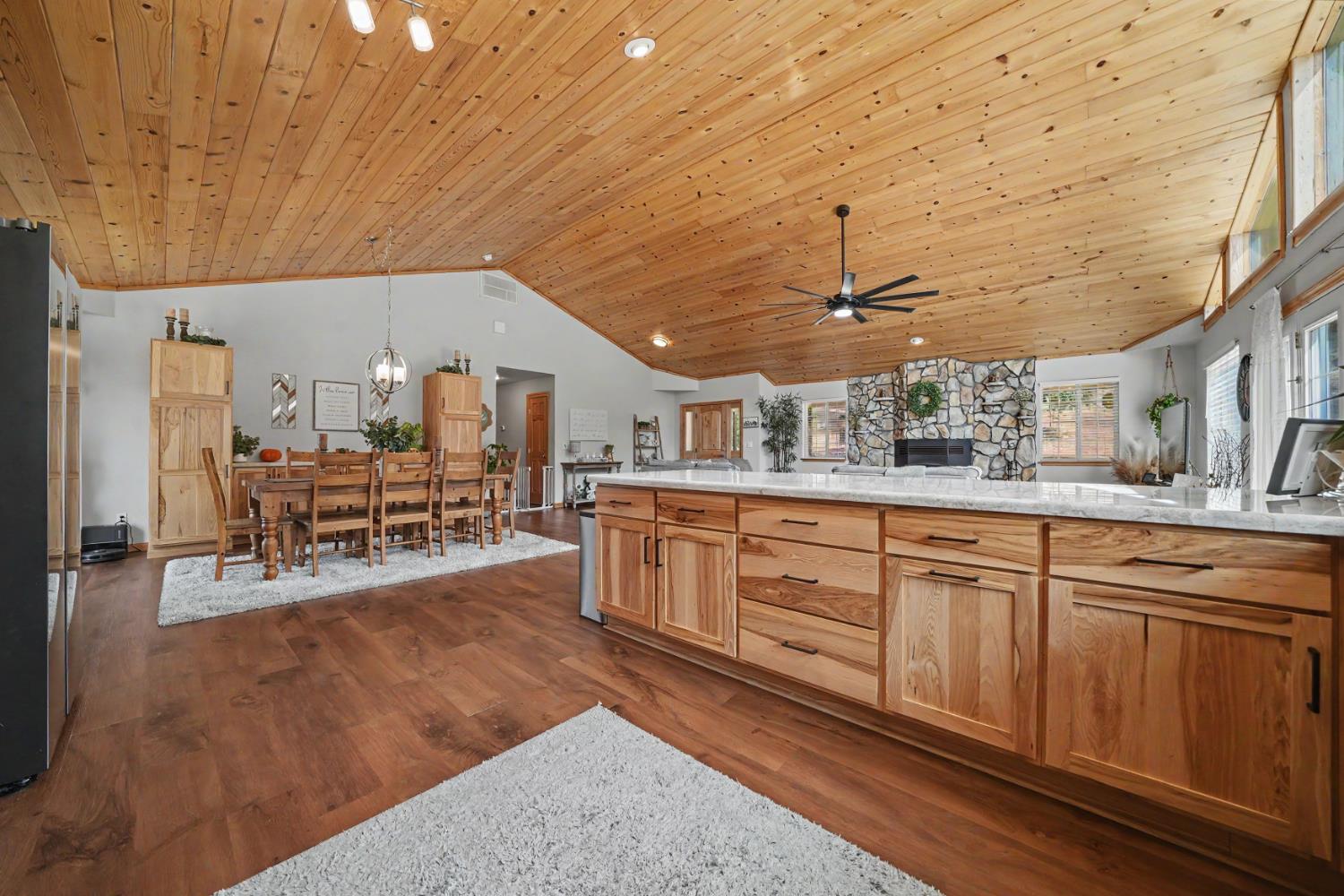 7806 Doster Road Mountain Ranch, CA 95246 - Photo 37 of 68 Gallery Image 37