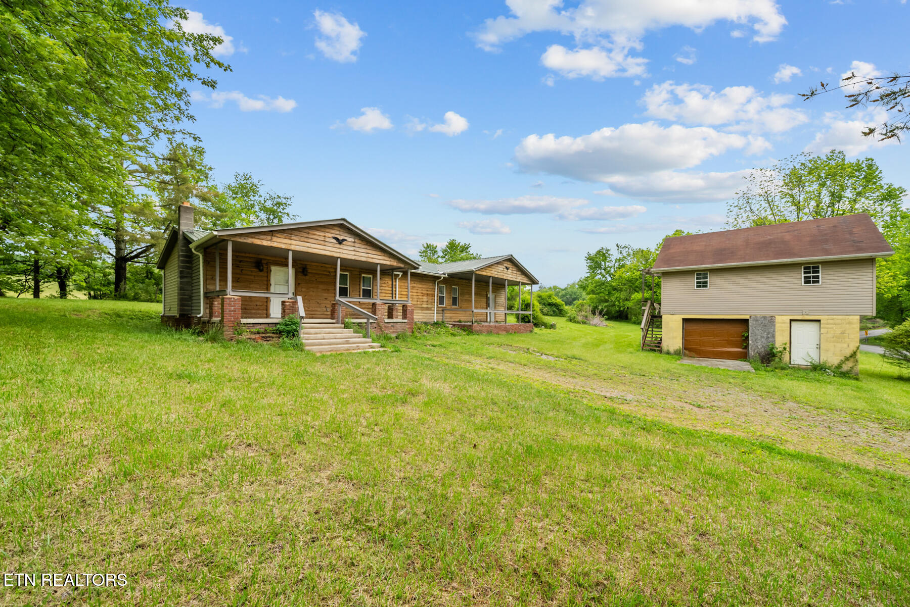 8466 Shut In Gap Road Spring City, TN 37381 - Photo 31 of 43 DSC05543