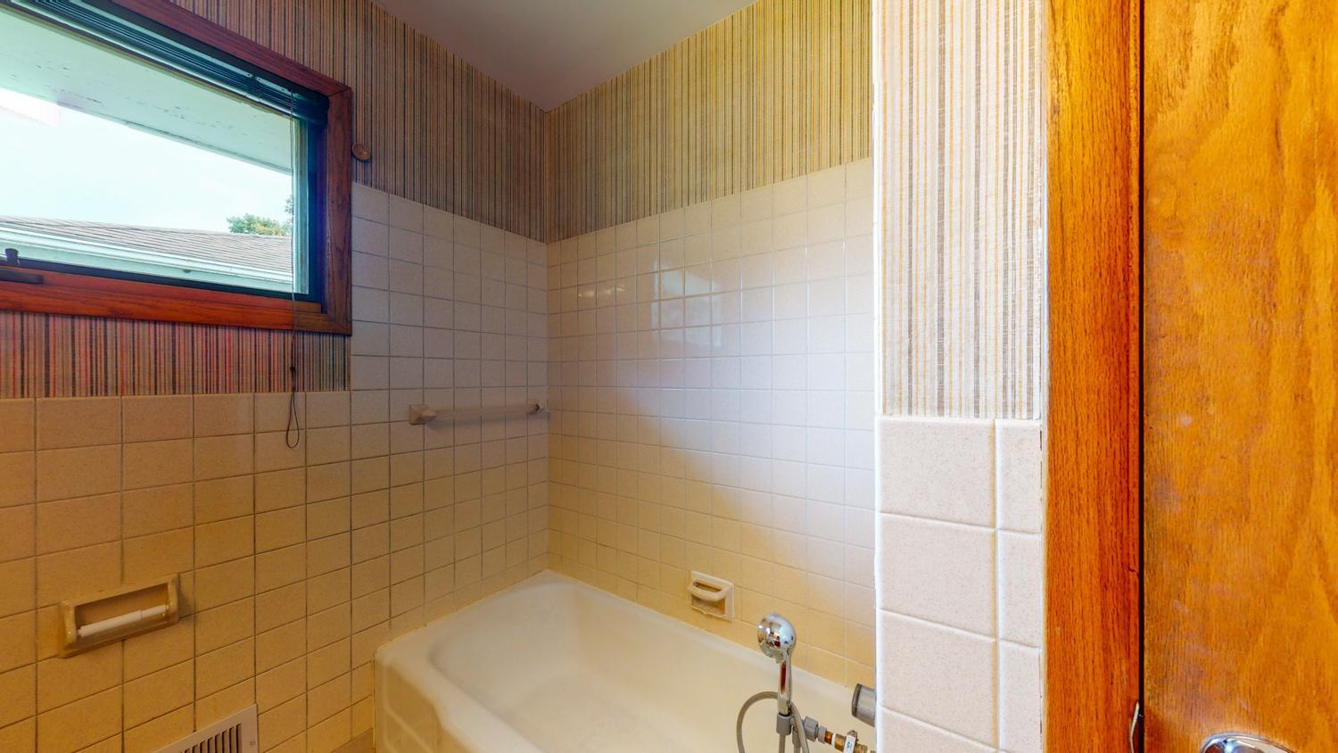 1913 22nd Street Northwest Rochester, MN 55901 - Photo 14 of 34 Gallery Image 14