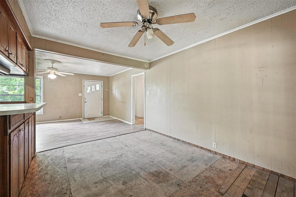 414 South Broadway Street Bells, TX 75414 - Photo 11 of 29 a view of an empty room with a window