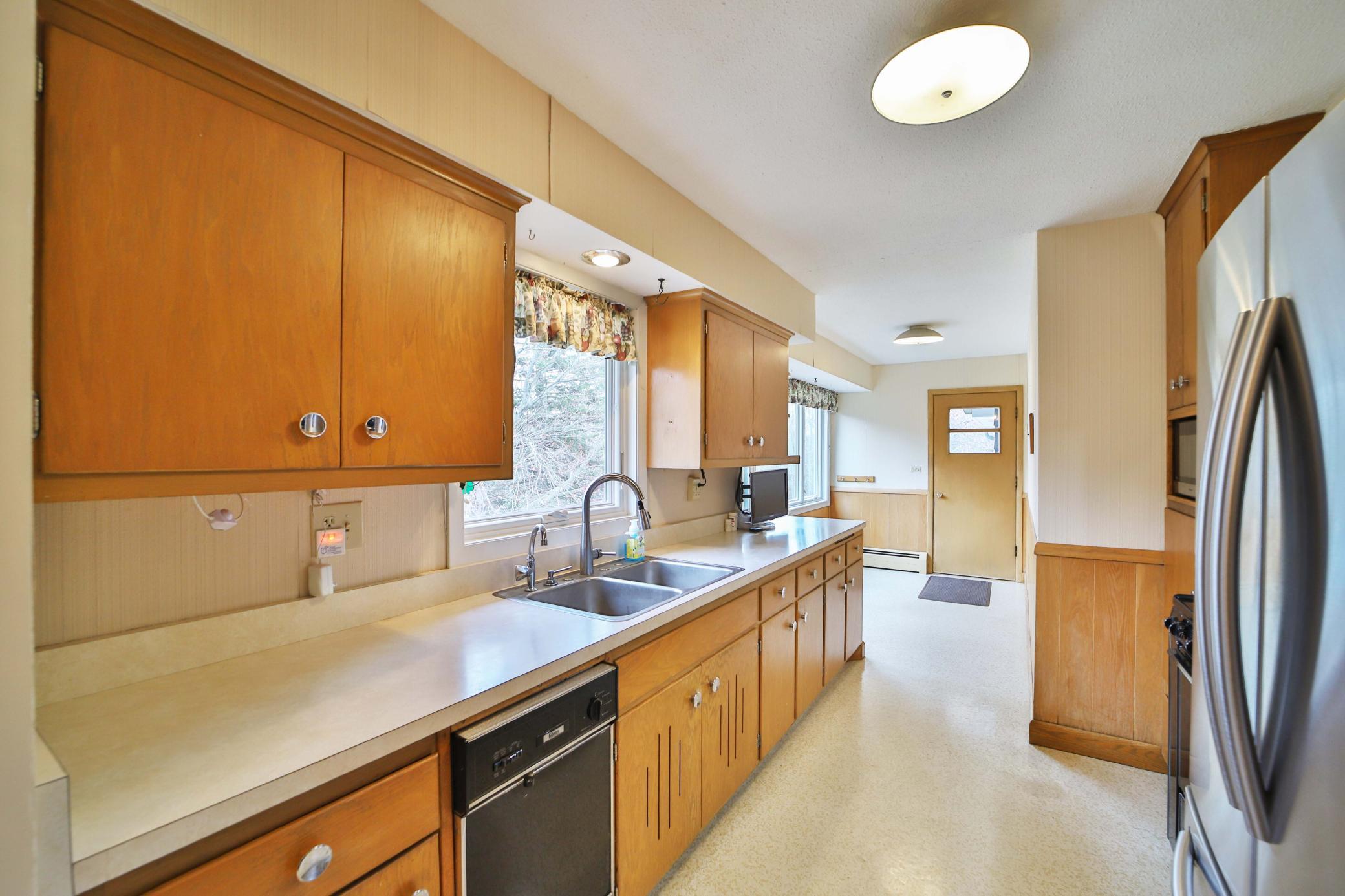 14894 Riverside Drive Brainerd, MN 56401 - Photo 3 of 35