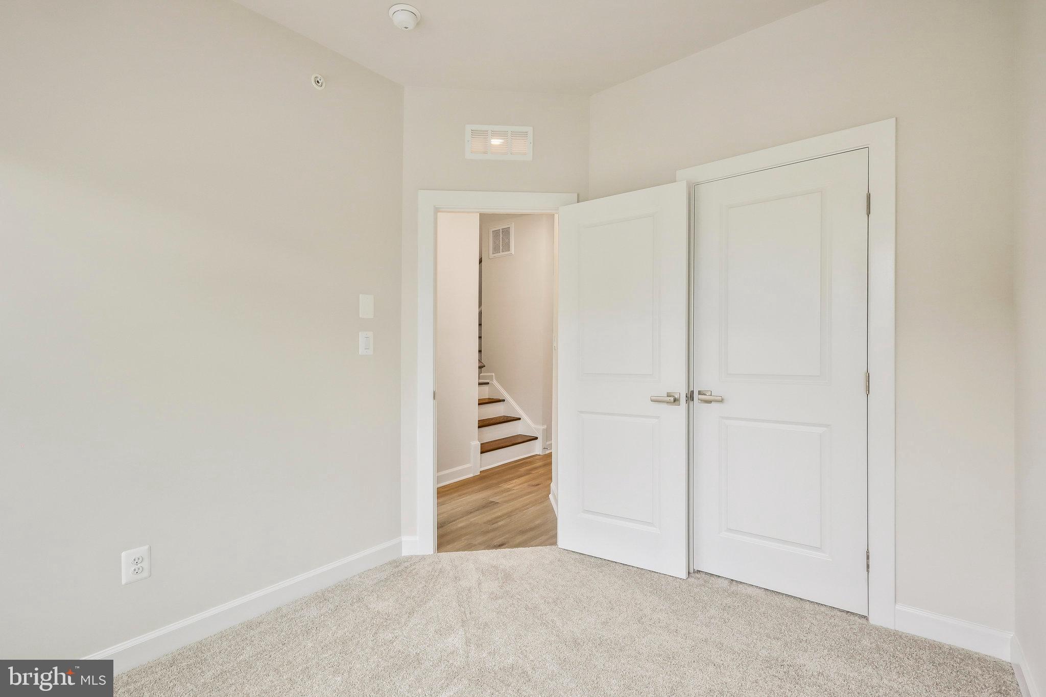 5309 8th Road South Arlington, VA 22204 - Photo 37 of 48 Gallery Image 37